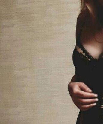 🌃 У меня есть все, чтобы удовлетворить все ваши сокровенные желания. 💋 Мои услуги охватывают широкий спектр возможностей, от страстных эротических массажей до фантазийных ролевых игр. 🔥 У меня есть множество положительных отзывов, которые подтверждают мою профессиональность и заботу о клиентах. 👍🏼 На моих фото вы увидите мою красоту и чувственность. Живу в Москве и всегда готова к встрече с вами. Свяжитесь со мной и окунитесь в мир наслаждения и пикантных приключений. 💫 Жду вас, чтобы сделать ваши фантазии реальностью! 💃🏻💕 Таисия